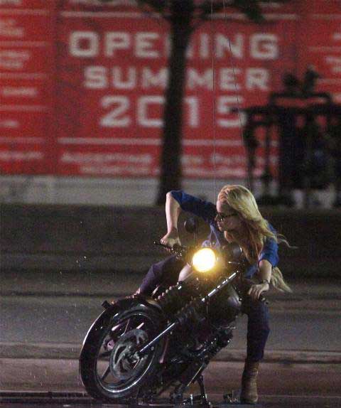 margot-robbie-3