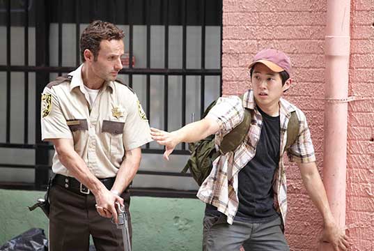 TWD: Así conoció Glenn a Rick