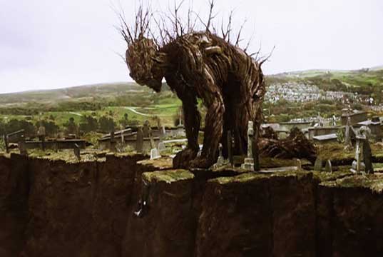 Jueves de cine: Un monstruo viene a verme y Aliados