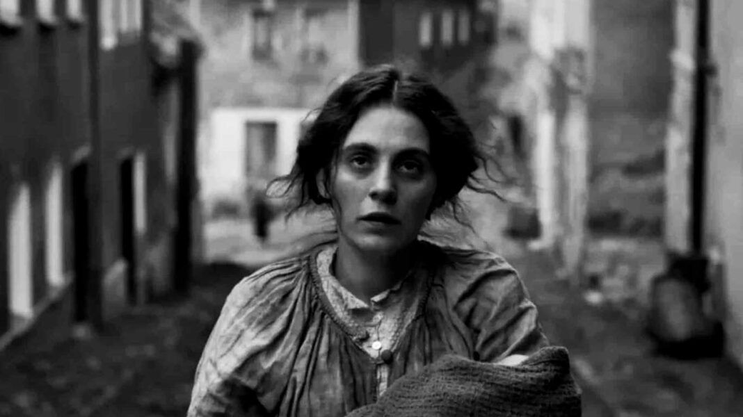 la chica de la aguja